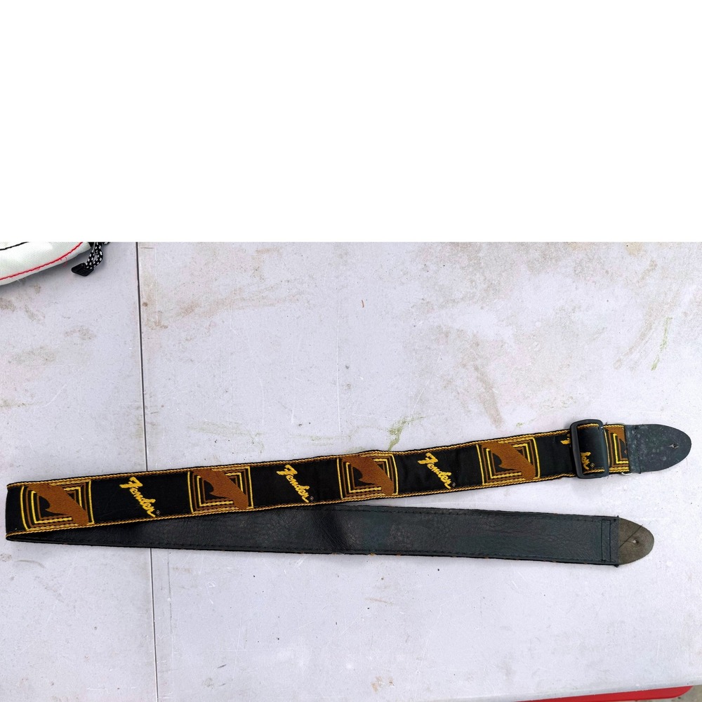 Fender Guitar Strap Black Gold Logo Leather Ends‎ Adjustable Vintage Style